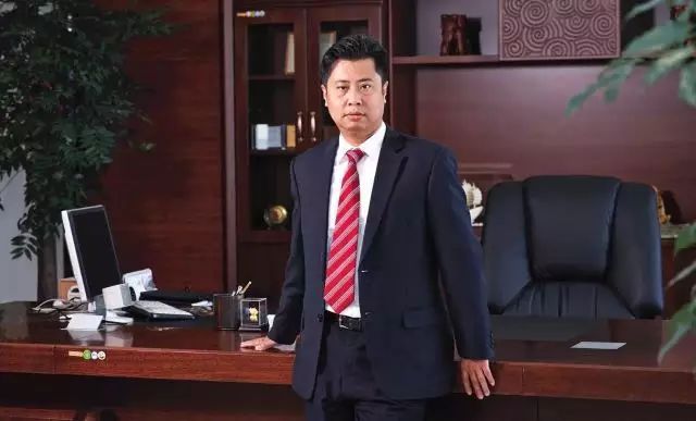 【厉害】靠2万元起家汕头士多店老板创立“色母粒行业第一股”掌舵48亿市值上市公司(图4)