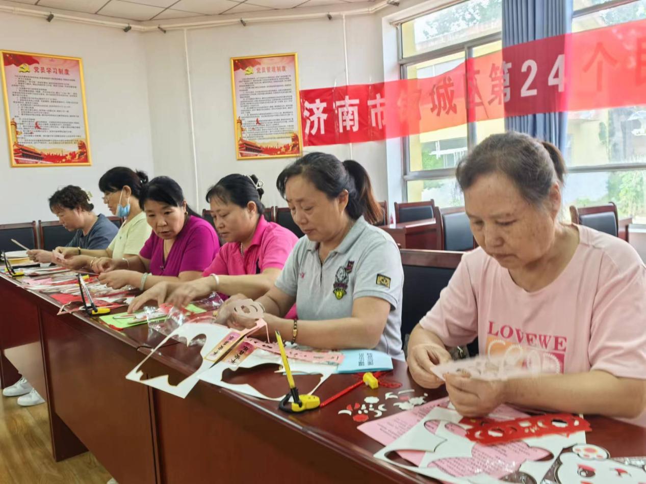 【新时代新征程：钢城区奏响社区治理 “奋进曲”】第四期丨颜庄街道凤凰社区“三凤”齐飞 党民同心乐悠悠_泉城新闻_大众网(图2)