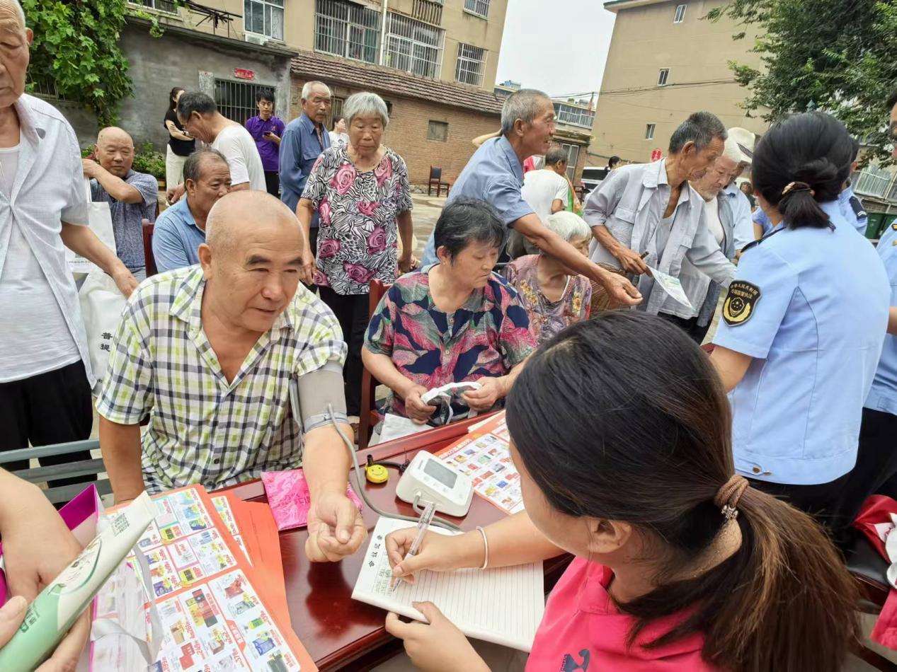 【新时代新征程：钢城区奏响社区治理 “奋进曲”】第四期丨颜庄街道凤凰社区“三凤”齐飞 党民同心乐悠悠_泉城新闻_大众网(图3)