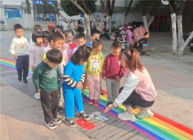 济南市历下区甸柳新村街道：“甸柳模式”引领垃圾分类新风尚(图4)