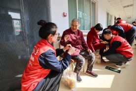 济南能源工程集团开展“爱在金秋 情暖重阳”重阳节志愿服务活动(图3)