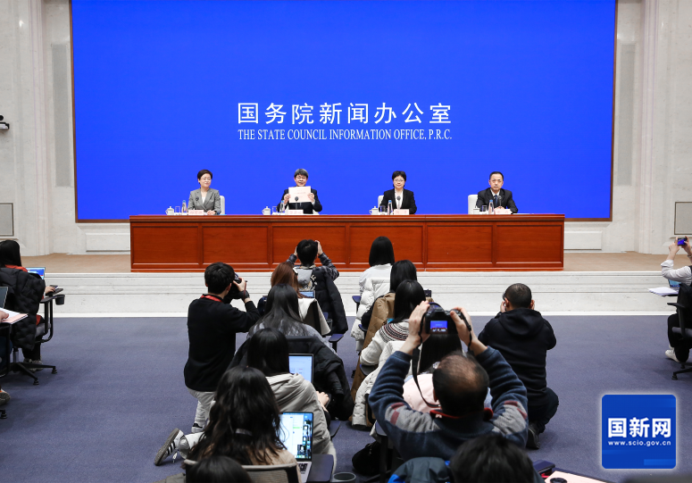 国务院新闻办“中国经济高质量发展成效”系列发布会：介绍“大力推进新型工业化 推动经济高质量发展”有关情况