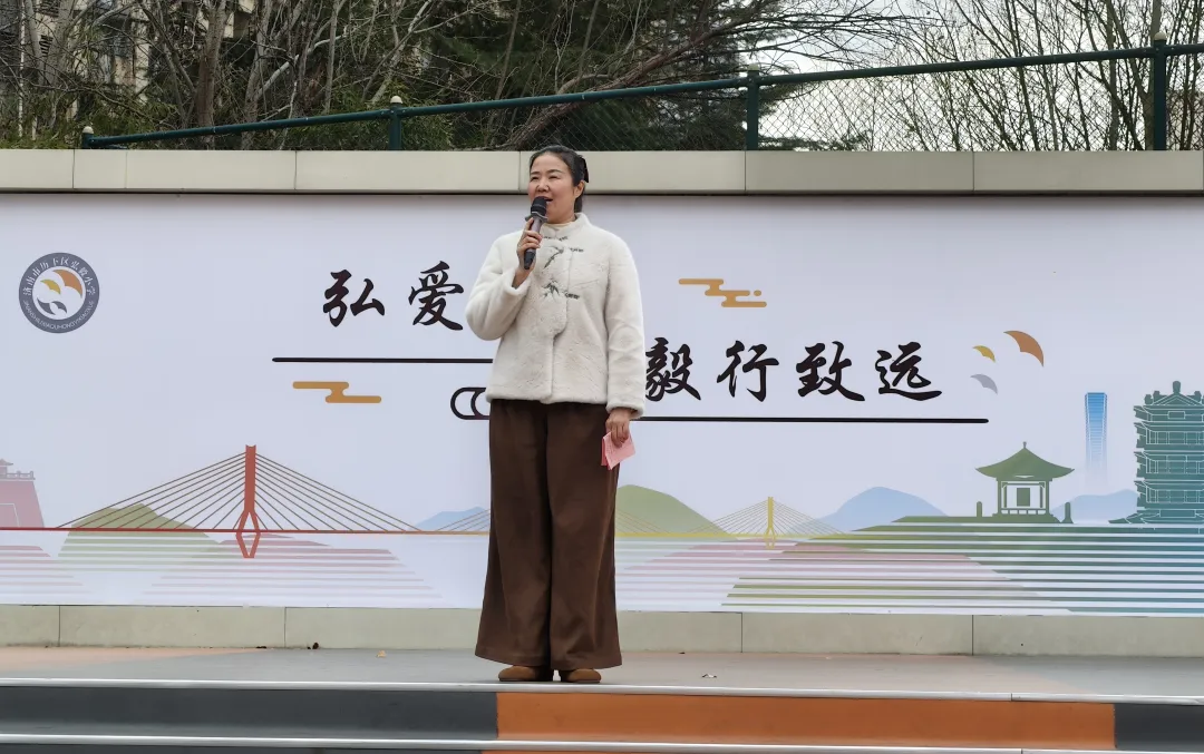 多彩非遗进弘毅 文化根脉共传承——济南市历下区弘毅小学喜迎巳巳如意乙巳蛇年非遗市集活动(图8)