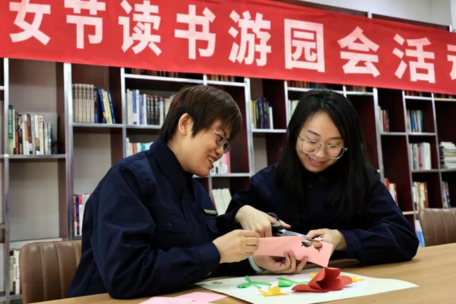 济南热电集团：多彩活动庆三八 巾帼奋进正当时(图3)