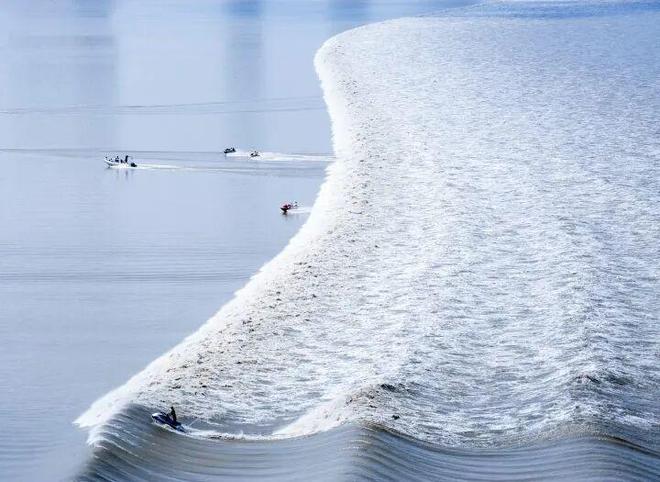 “萧山号”巨轮如何“过万重山”？企业求新求变求突破我们就“给枪给炮给弹药”(图3)