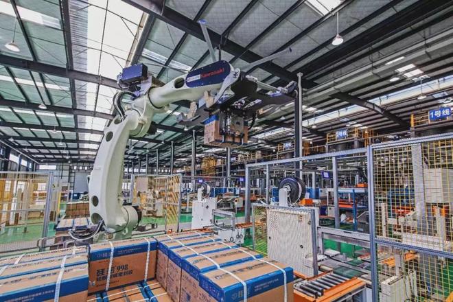 本地产业成都新材料“单项冠军”用“胶水”粘住千亿产业