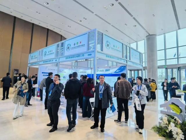 金科环境“新水岛”和“水萝卜”亮相2025工业水大会