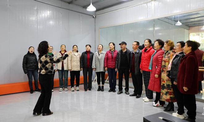 桐梓武胜社区：打造老年人“快乐大本营”(图2)