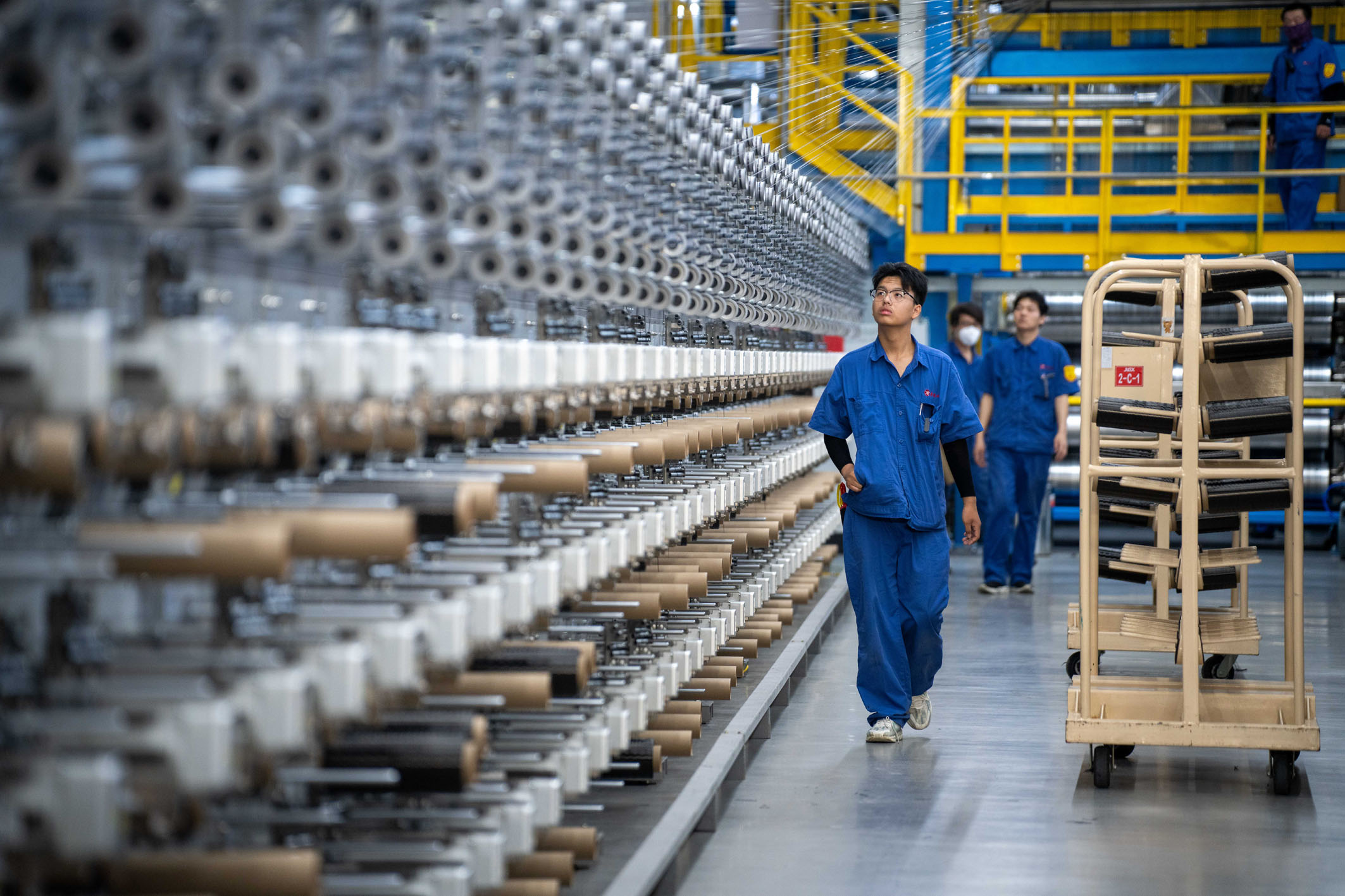 优化提升传统产业发展壮大新质生产力