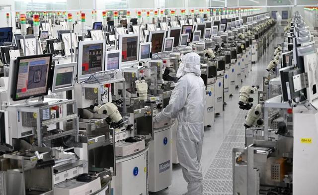 中国顶住了美国8年“围剿”吹响了中美科技战总攻冲锋号(图2)