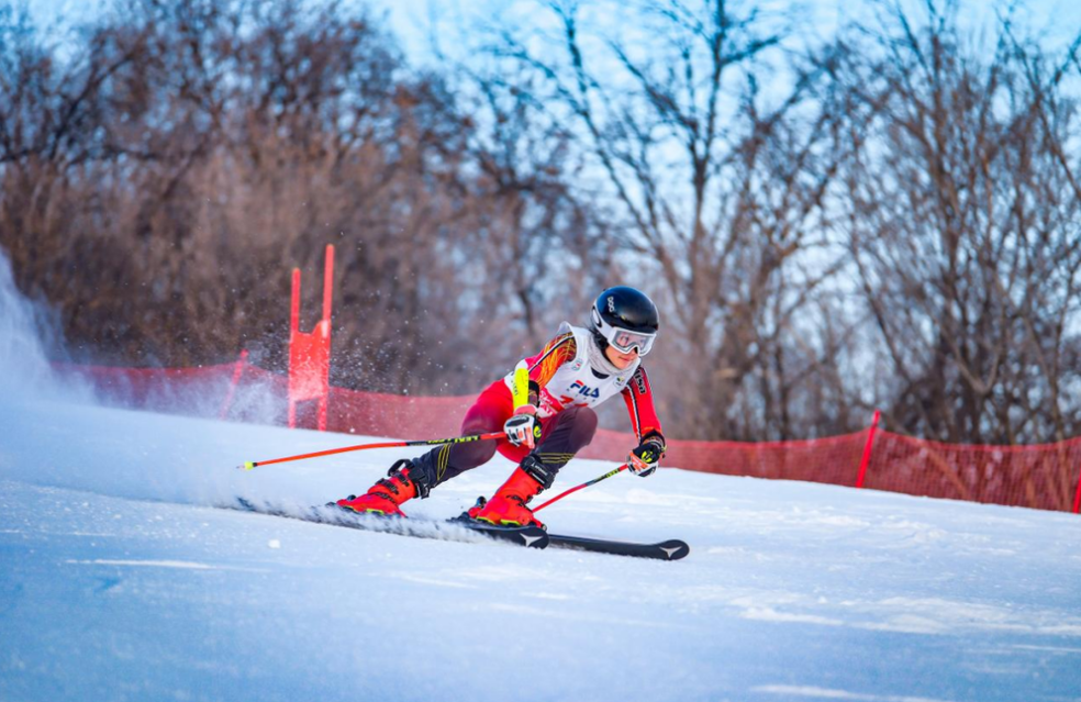 高质量发展看中国多轮驱动锻造中国冰雪经济新引擎(图3)