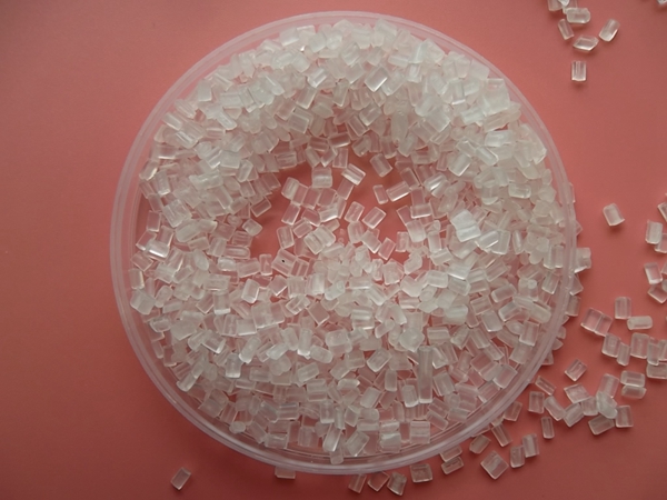 宝丽迪3月4日获融资买入158268万元融资余额264亿元