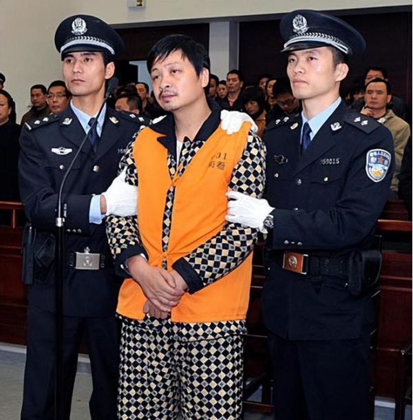 纪实：福建男子持刀闯入小学55秒屠戮13人作案动机让家长崩溃(图1)